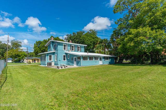 1591 Birmingham Avenue, Daytona Beach, FL 32117