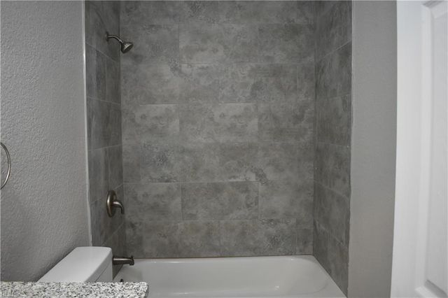 1209 Sparrow RD, Chesapeake, VA 23325