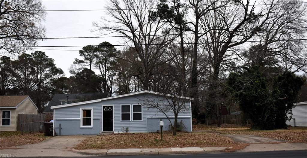 1209 Sparrow RD, Chesapeake, VA 23325