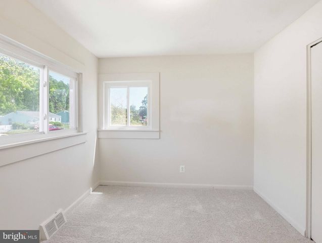 7878 CHEVERLY LN, Glen Burnie, MD 21060