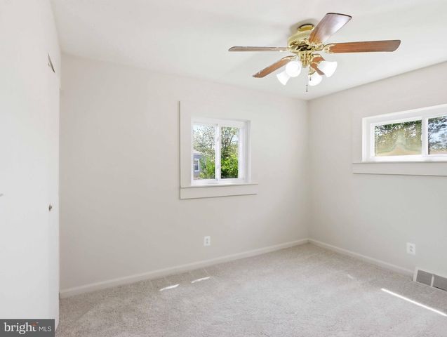 7878 CHEVERLY LN, Glen Burnie, MD 21060