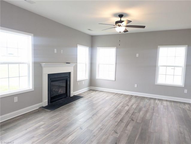 709 Palomino Mustang Drive 655, Whitsett, NC 27377