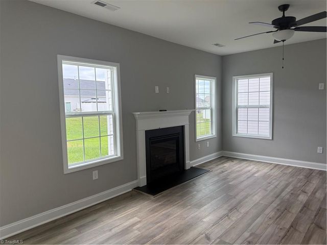 709 Palomino Mustang Drive 655, Whitsett, NC 27377