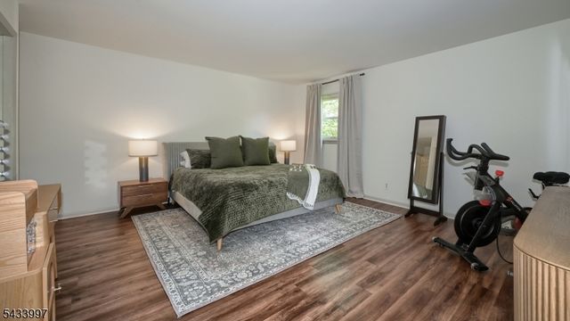 42 Stirling Ln, Wayne Twp., NJ 07470