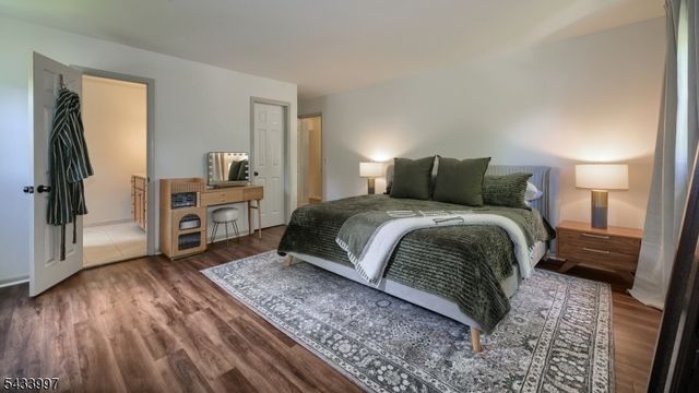 42 Stirling Ln, Wayne Twp., NJ 07470