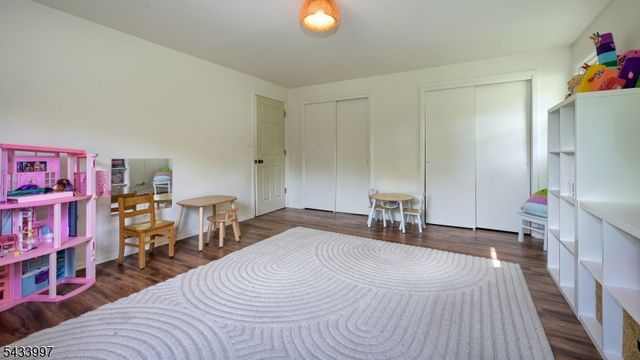 42 Stirling Ln, Wayne Twp., NJ 07470