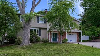 42 Stirling Ln, Wayne Twp., NJ 07470