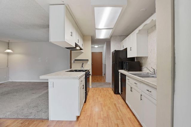 2401 Claridge Ln, Stockton, CA 95210