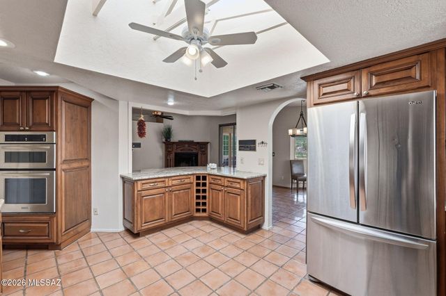 4221 N Summer Set Drive, Tucson, AZ 85750