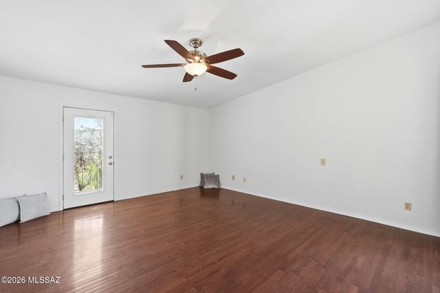 4221 N Summer Set Drive, Tucson, AZ 85750