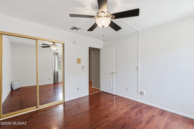 4221 N Summer Set Drive, Tucson, AZ 85750