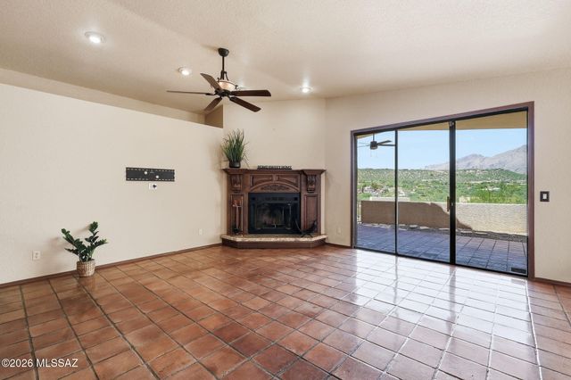 4221 N Summer Set Drive, Tucson, AZ 85750