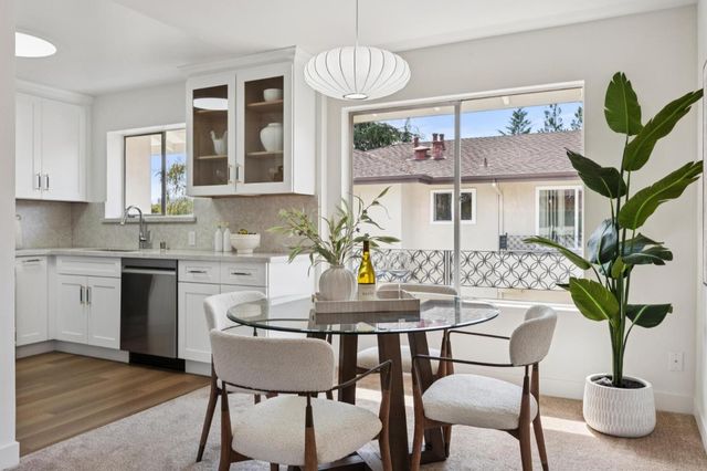 528 Everett Avenue F, Palo Alto, CA 94301