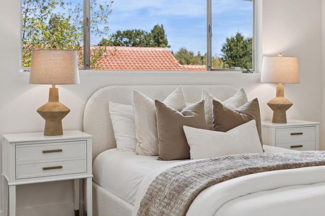 528 Everett Avenue F, Palo Alto, CA 94301