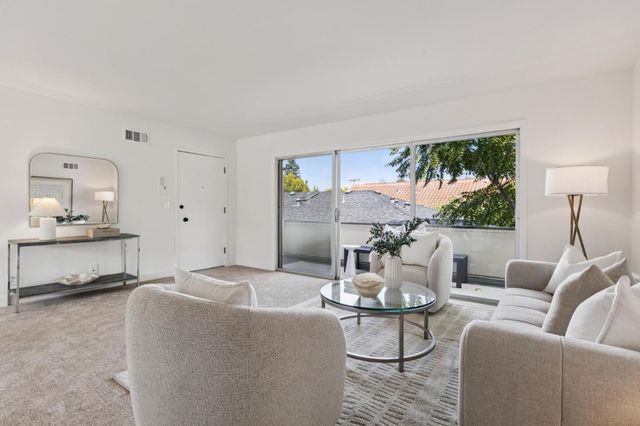 528 Everett Avenue F, Palo Alto, CA 94301