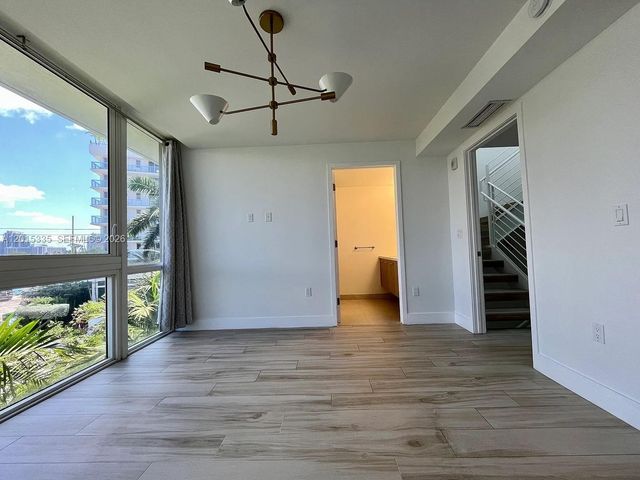 1000 99th St 3, Bay Harbor Islands, FL 33154