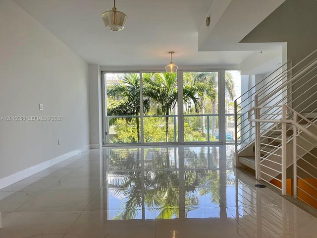 1000 99th St 3, Bay Harbor Islands, FL 33154