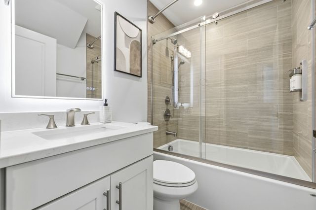 30 Port Norfolk St, Boston, MA 02122
