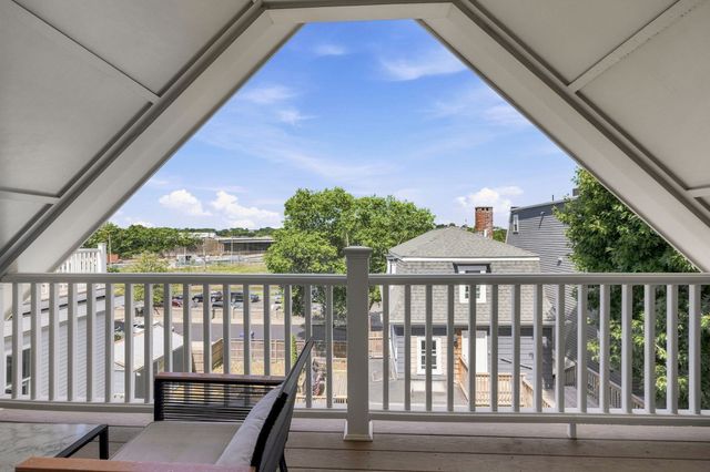 30 Port Norfolk St, Boston, MA 02122