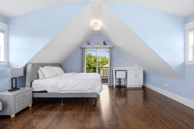 30 Port Norfolk St, Boston, MA 02122