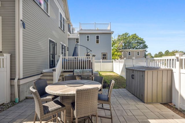 30 Port Norfolk St, Boston, MA 02122