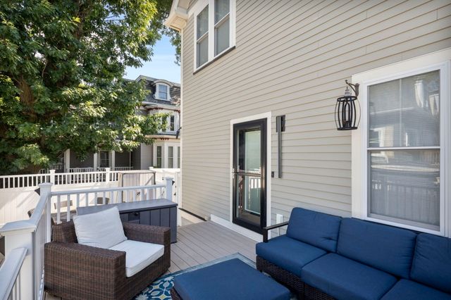 30 Port Norfolk St, Boston, MA 02122