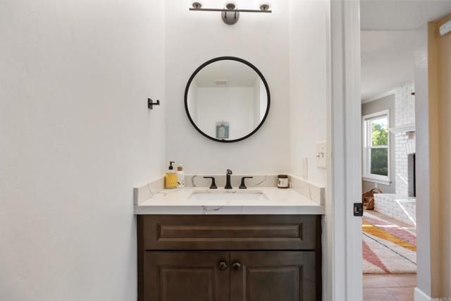 2072 Wandering Road, Encinitas, CA 92024