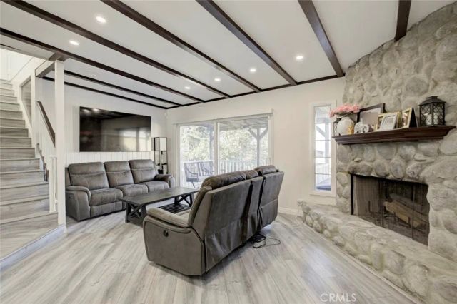 10317 Pinyon, Tujunga, CA 91042