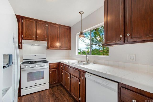 816 818 Viva Court, Solana Beach, CA 92075