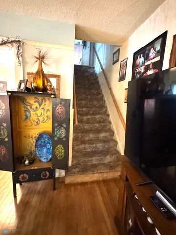 1414-1416 S 6th Avenue S, Fargo, ND 58103