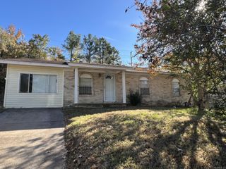 1304 W 55th Street, North Little Rock, AR 72118
