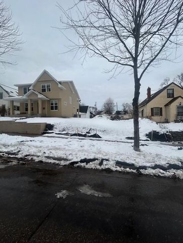 1237 Stanford Avenue, Saint Paul, MN 55105