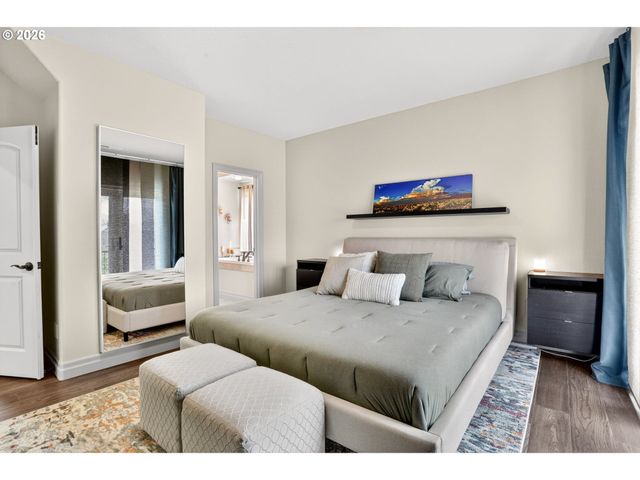 10147 Nw SKYLINE HEIGHTS Dr, Portland, OR 97229
