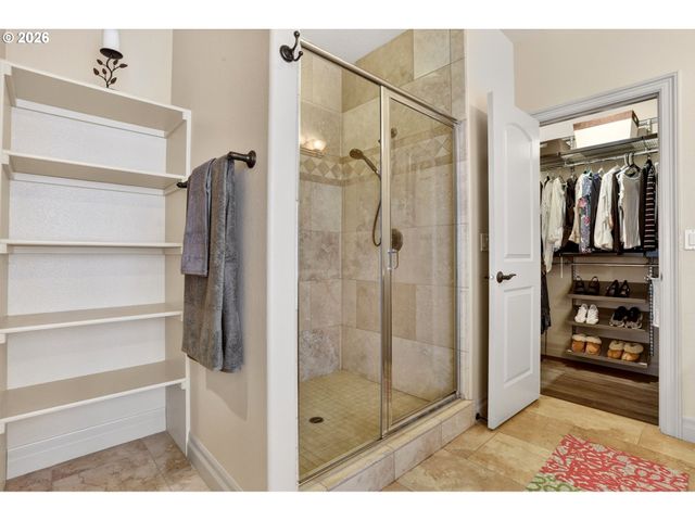10147 Nw SKYLINE HEIGHTS Dr, Portland, OR 97229