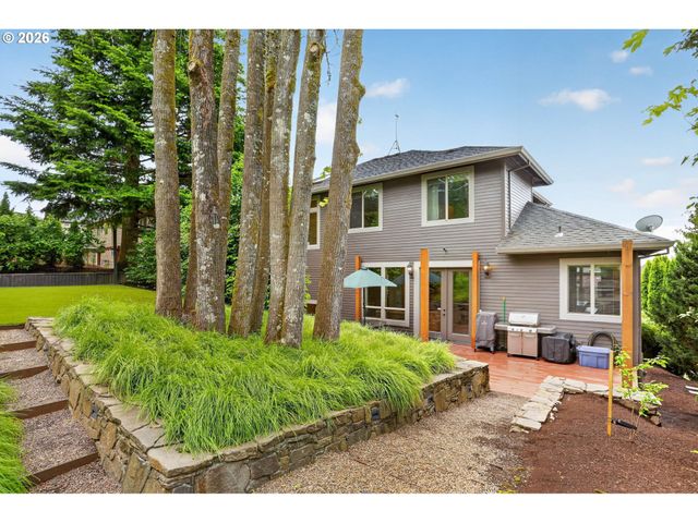 10147 Nw SKYLINE HEIGHTS Dr, Portland, OR 97229