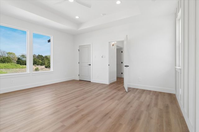 121 Lakeshore Lane, Glenn Heights, TX 75154