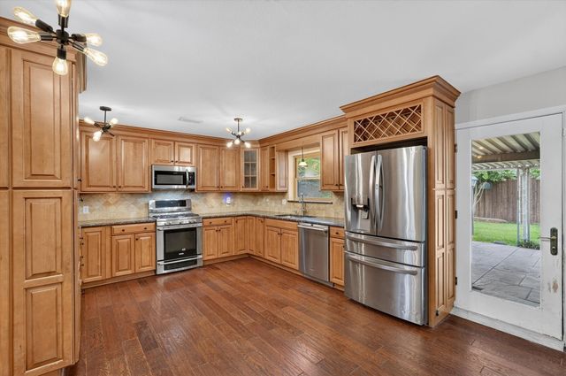 1338 Belaire Drive, Richardson, TX 75080