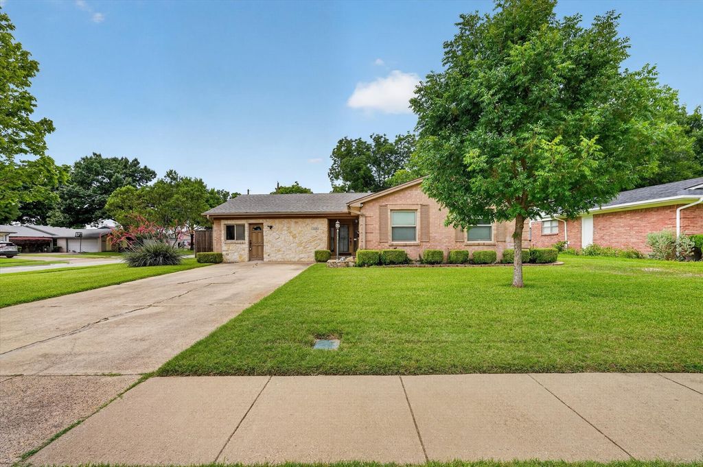 1338 Belaire Drive, Richardson, TX 75080
