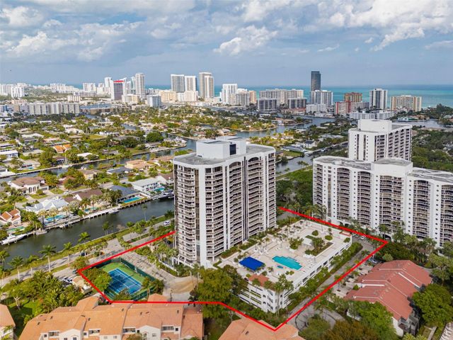 3598 Yacht Club Dr 1402, Miami, FL 33180