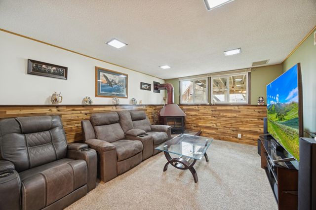 10648 Wren Street NW, Coon Rapids, MN 55433