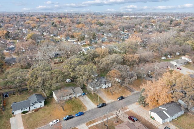 10648 Wren Street NW, Coon Rapids, MN 55433