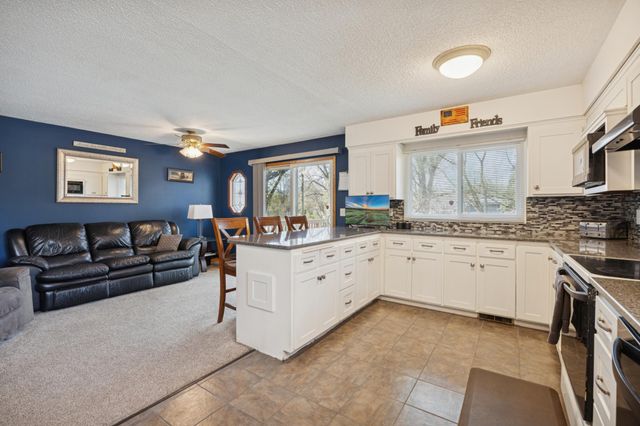 10648 Wren Street NW, Coon Rapids, MN 55433