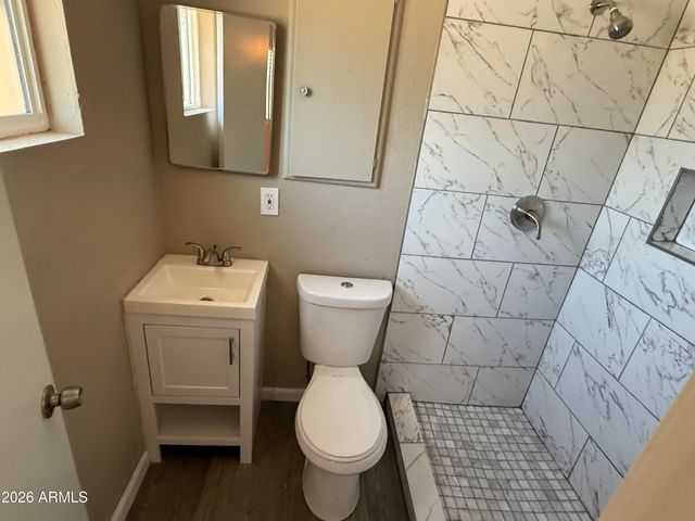 5929 W MULBERRY Drive, Phoenix, AZ 85033