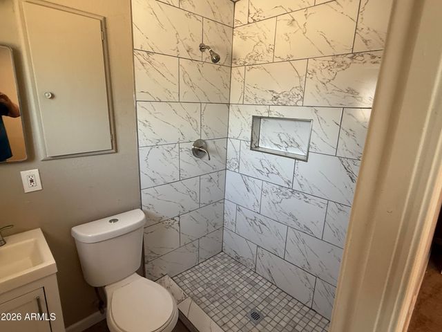 5929 W MULBERRY Drive, Phoenix, AZ 85033
