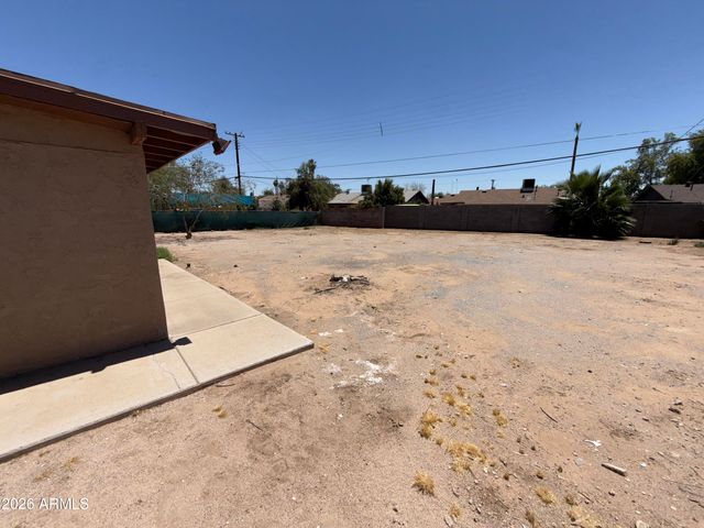 5929 W MULBERRY Drive, Phoenix, AZ 85033