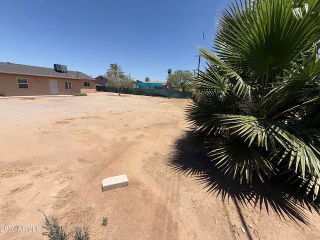 5929 W MULBERRY Drive, Phoenix, AZ 85033