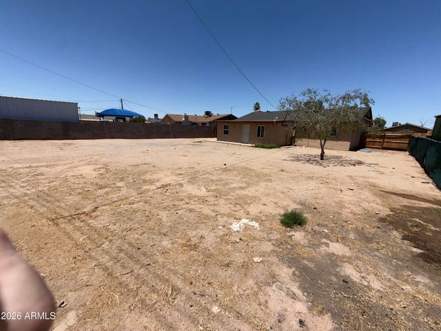 5929 W MULBERRY Drive, Phoenix, AZ 85033
