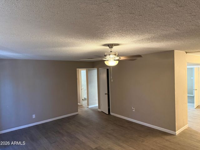 5929 W MULBERRY Drive, Phoenix, AZ 85033
