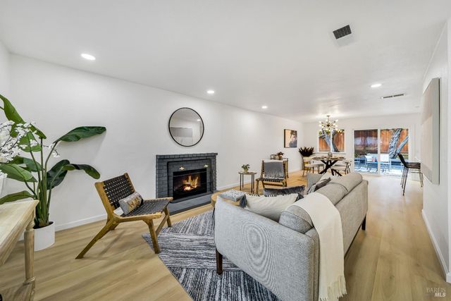 1251 N Camino Alto, Vallejo, CA 94589