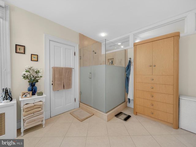 1343 30TH ST NW, Washington, DC 20007